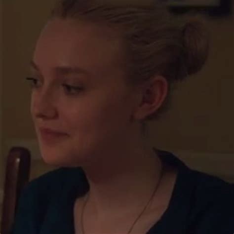 Dakota Fanning Talks Nude Scene in Very Good Girls